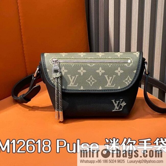 [Boutique‑grade] M12618 green flower, men\'s bag messenger bag series Pulse mini handbag