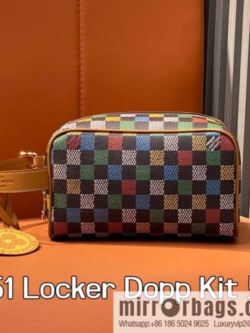 [Boutique‑grade] M00151 cosmetic bag, toilet bag, this Locker Dopp Kit toilet bag.
