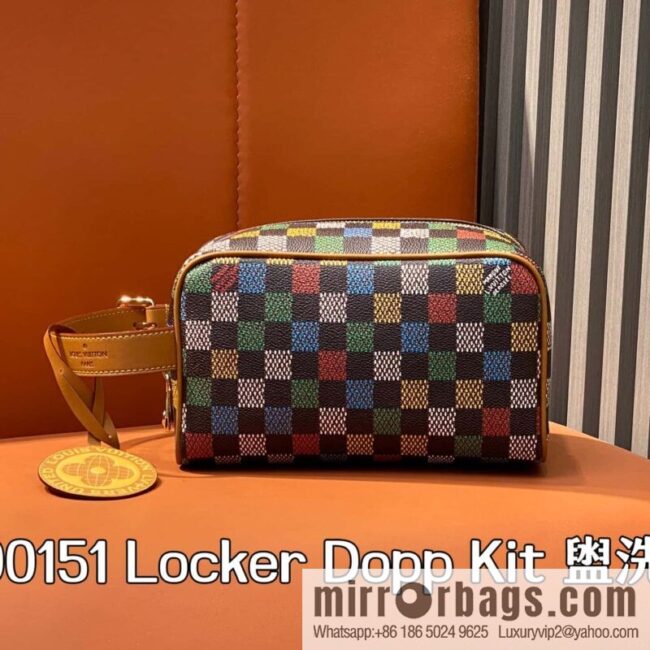 [Boutique‑grade] M00151 cosmetic bag, toilet bag, this Locker Dopp Kit toilet bag.