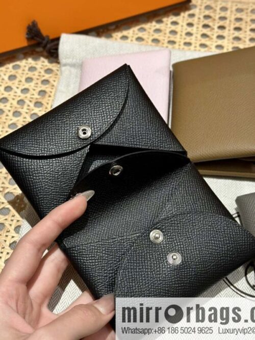 wsxc1740403800369_8-800x800gl3drhy4dzs93492_20250702013559.jpg Calvi Duo short card bag, change bag, black, H044164CK18.