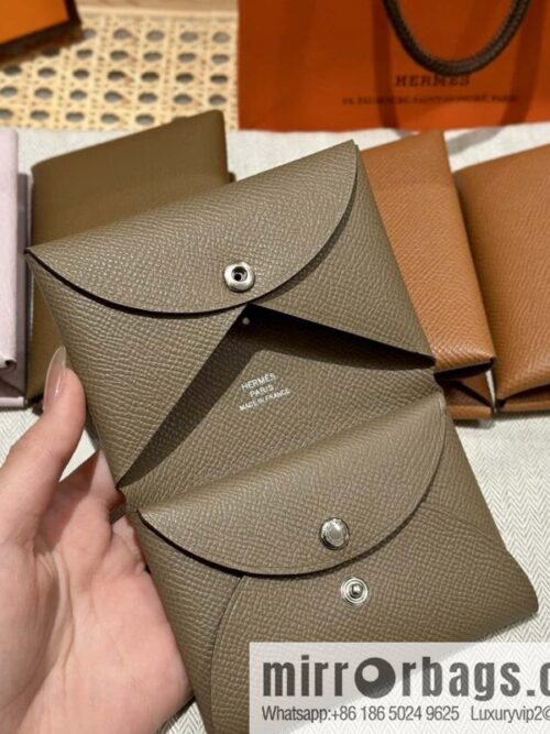 wsxc1740403814989_6-800x800rdoyud4mjff93439_20250702013425.jpg Calvi card bag H083674CKI2 change bag, elephant gray.
