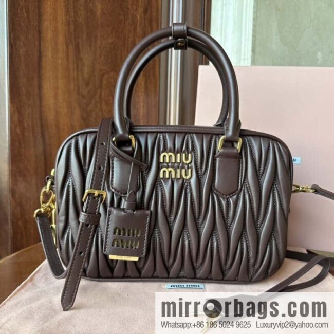 5BB124: MiuMiu\'s new too pretty bowling handbag, purple Arcadie Matelassé soft sheepskin handbag