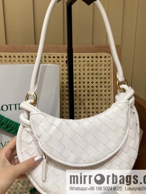 wsxc1740933709876_0-800x800x2fydqiuiv584884_20250701212219.jpg BV Small Gemelli Shoulder Backpack 776764 White