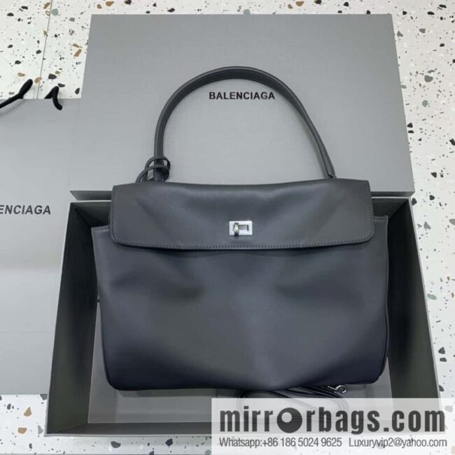 wsxc1741013177883_0-800x800rpl3urn0fef84117_20250701210011.jpg [Large premium gray silver buckle ใ ๐๐๐๐๐๐๐๐๐๐ ๐๐๐๐๐ ๐๐๐ series handbag model number: 78972