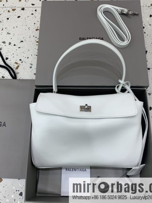 wsxc1741014014591_0-800x8003f1a3ikdlfc84066_20250701205835.jpg 🖤[Small white 】 𝐁𝐀𝐋𝐄𝐍𝐂𝐈𝐀𝐆𝐀 𝐑𝐎𝐃𝐄𝐎 𝐁𝐀𝐆 series handbag model number: 78972