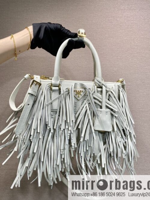 wsxc1751468170235_0-800x800kf12jpyoysz132933_20250704193244.jpg PRADA 🎉 new tassel bag 🎉 1BA896 calfskin 🎉🎉 white