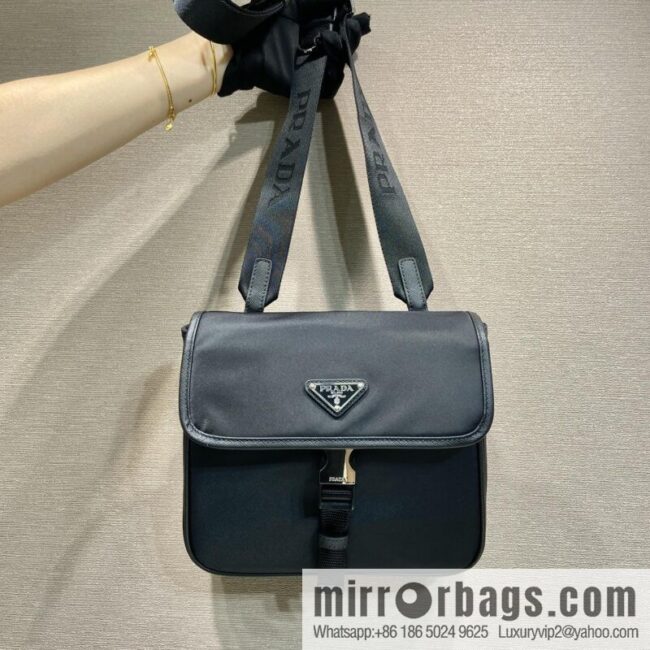 PRADA 🎉 New 🎉 2VD077 shoulder bag🎉🎉