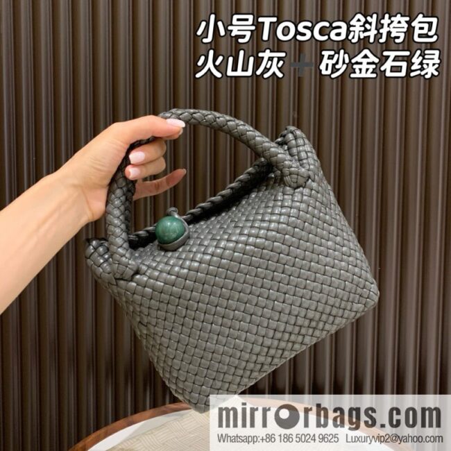 BV S Tosca Messenger Bag 776755 Volcanic Ash ➕ Gold Plaster Green