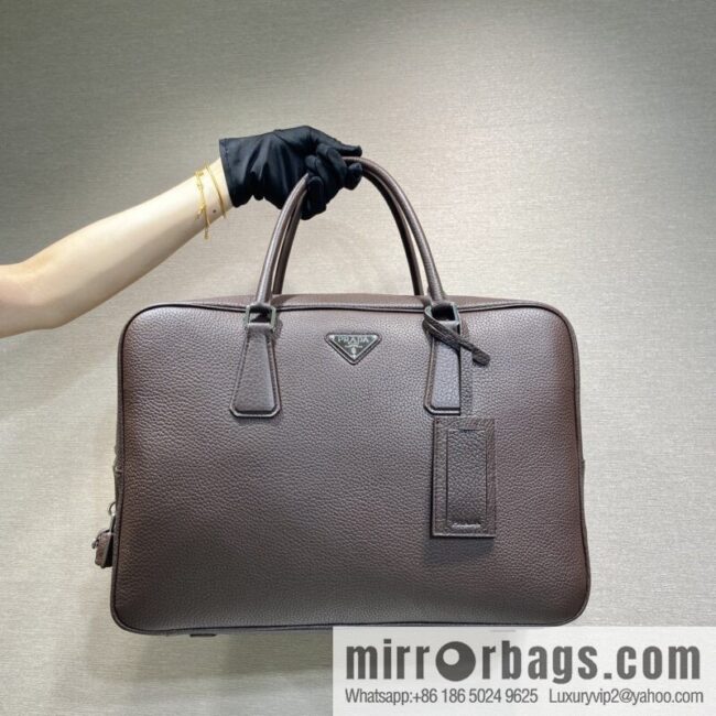 PRADA 🎉 new briefcase 🎉 2VE027 with lock 🎉🎉 coffee color