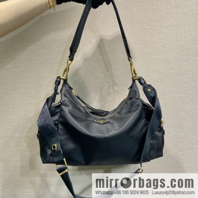 PRADA 🎉 New 🎉 1BC264 Exploration Bag 🎉🎉 Black