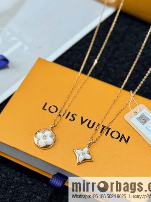 wsxc1751905554778_0-800x8002jt2dsbyhb0175008_20250708145106.jpg ❗️New ❗️ chain length 90cm original ☀ Louis Vuitton Louis Vuitton COLOR BLOSSOM BB STAR diamond full diamond white shell LV long necklace ☀